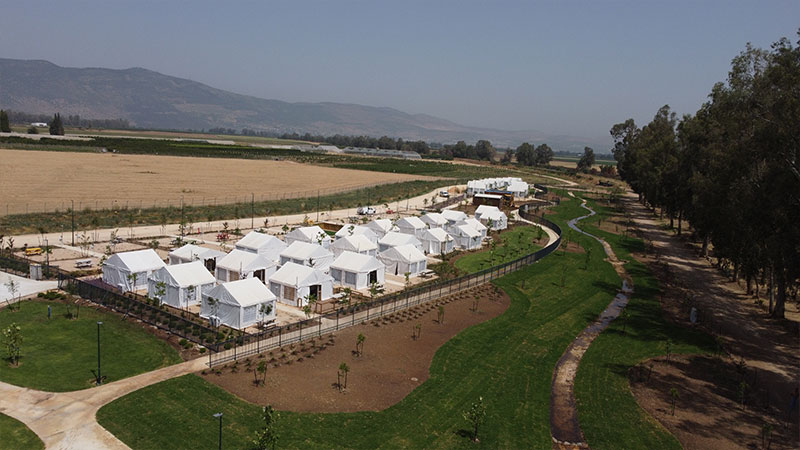 גלאמפינג-מטעים-קמפינג-בגליל-העליון