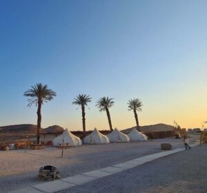 גלמפינג חאן הגבס